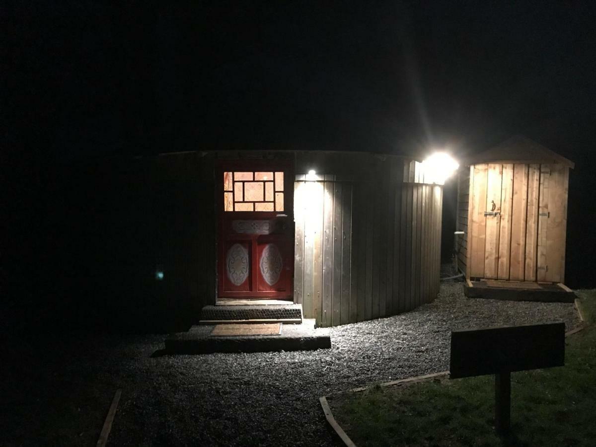 Mcclure Yurt At Carrigeen Glamping Kilkenny Zewnętrze zdjęcie